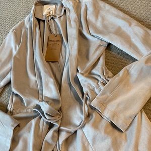 NWT thread & supply light weight soft jacket size M